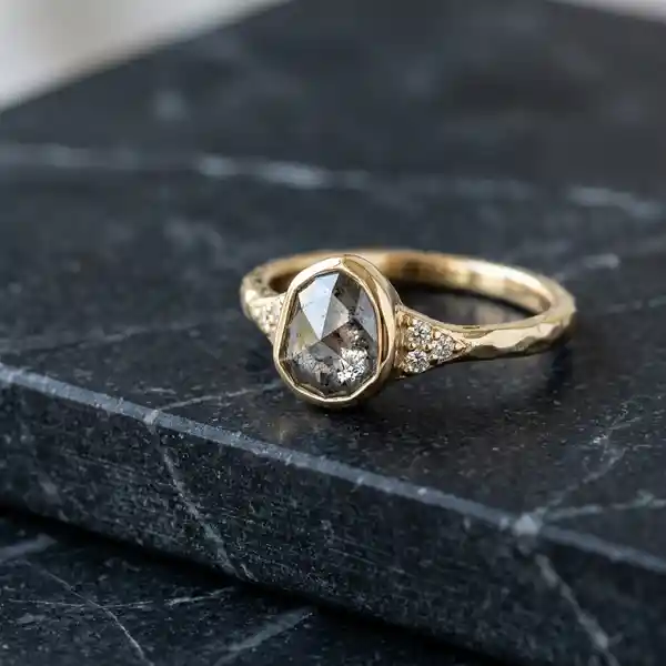 Modern heirloom diamond ring